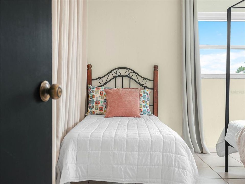 待售: $379,000 (3 贝兹, 2 浴室, 1506 平方英尺)