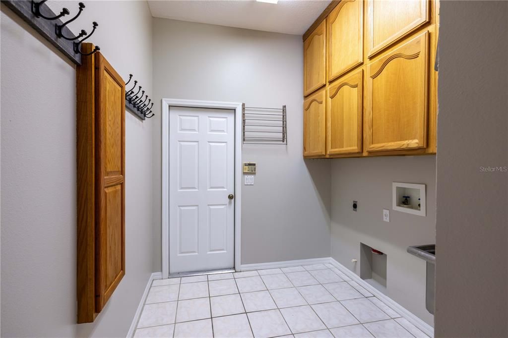 На продажу: $898,000 (4 спален, 3 ванн, 3597 Квадратных фут)