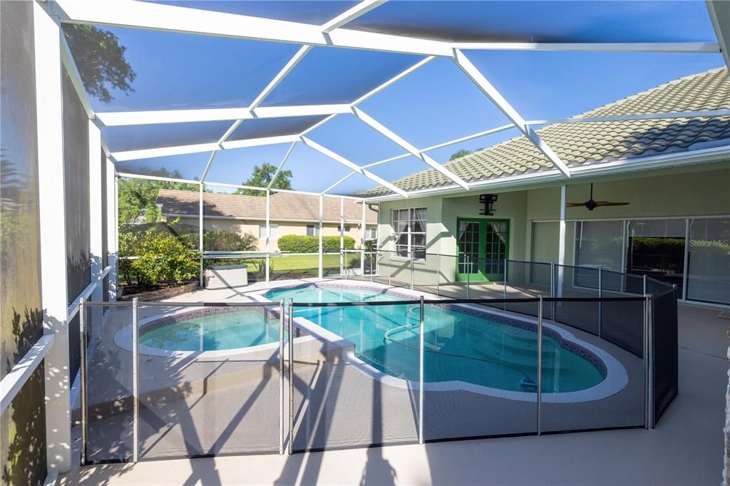 На продажу: $898,000 (4 спален, 3 ванн, 3597 Квадратных фут)