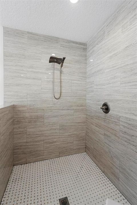 На продажу: $790,000 (4 спален, 4 ванн, 4304 Квадратных фут)