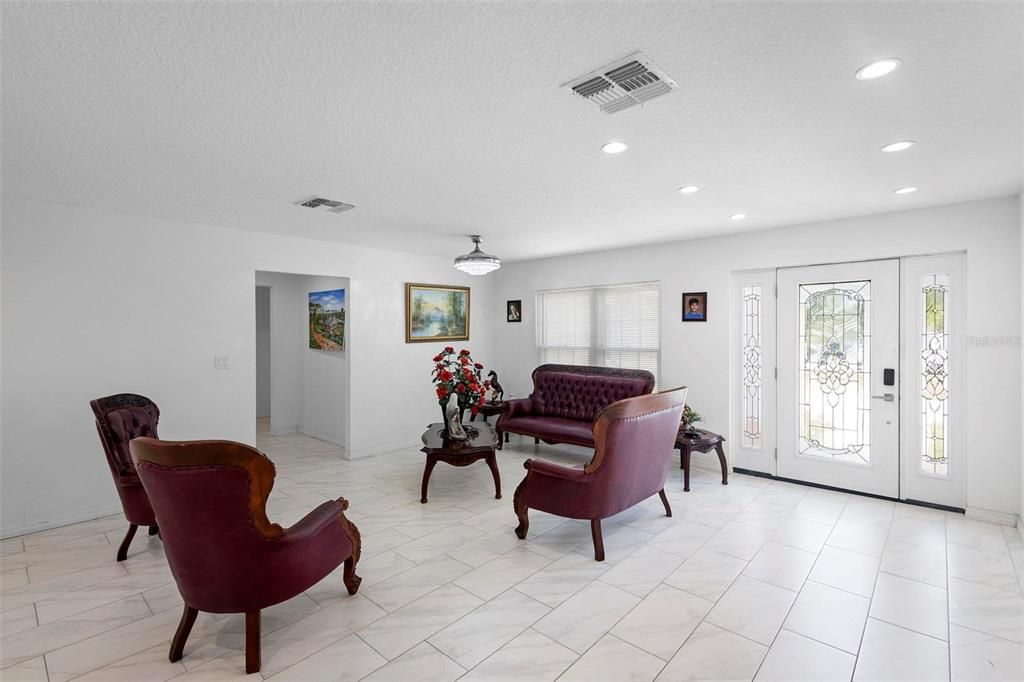 На продажу: $790,000 (4 спален, 4 ванн, 4304 Квадратных фут)