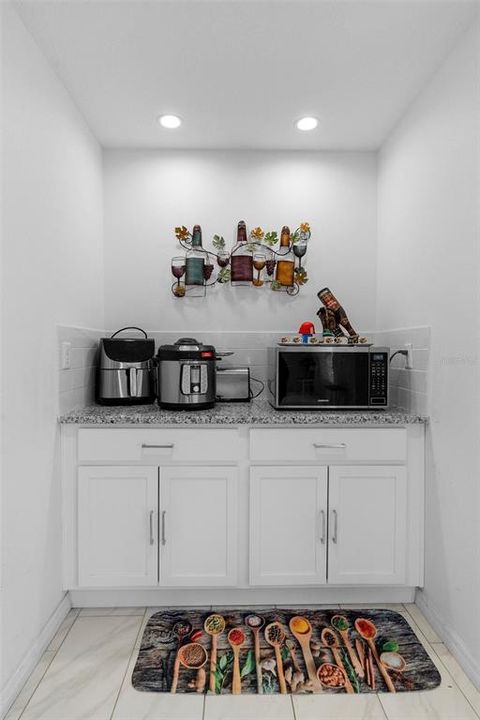 На продажу: $790,000 (4 спален, 4 ванн, 4304 Квадратных фут)