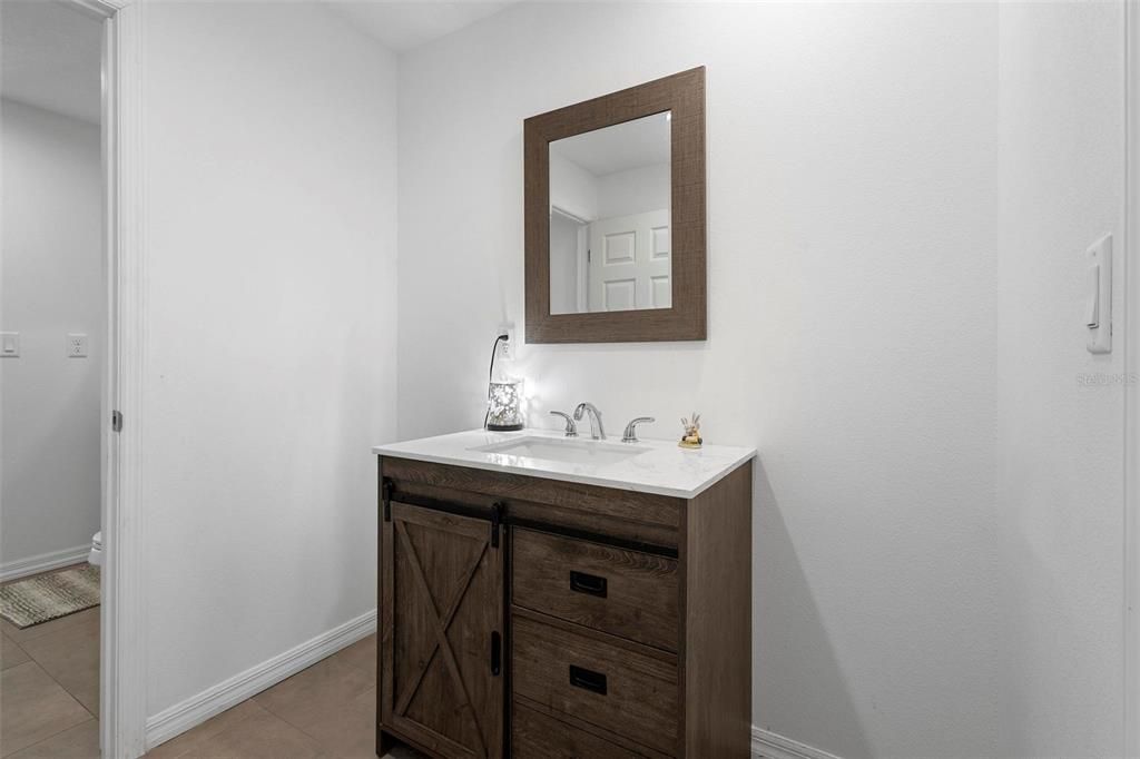 На продажу: $790,000 (4 спален, 4 ванн, 4304 Квадратных фут)