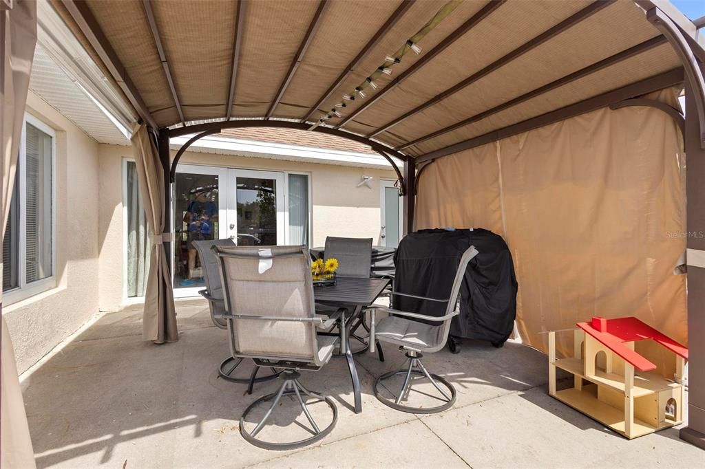 На продажу: $790,000 (4 спален, 4 ванн, 4304 Квадратных фут)