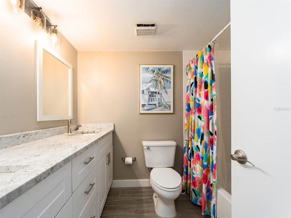 For Sale: $499,900 (3 beds, 3 baths, 1700 Square Feet)