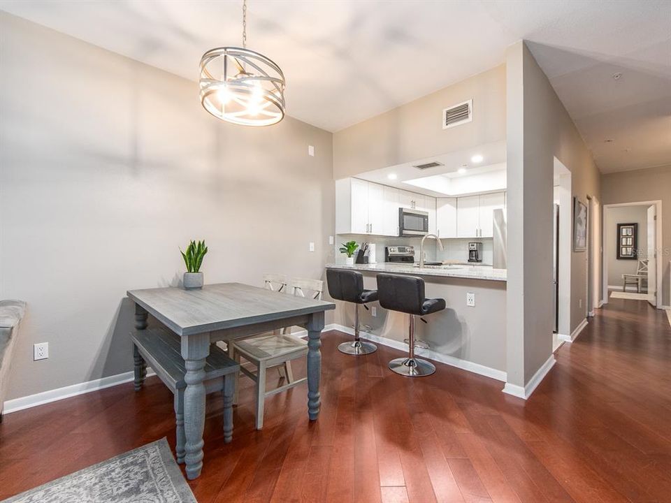 For Sale: $499,900 (3 beds, 3 baths, 1700 Square Feet)