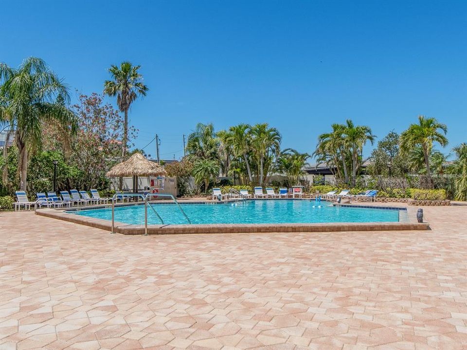 For Sale: $499,900 (3 beds, 3 baths, 1700 Square Feet)