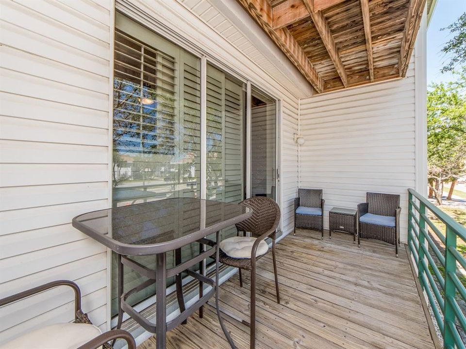 For Sale: $499,900 (3 beds, 3 baths, 1700 Square Feet)