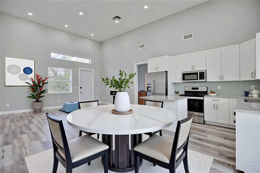 For Sale: $285,000 (3 beds, 2 baths, 1524 Square Feet)