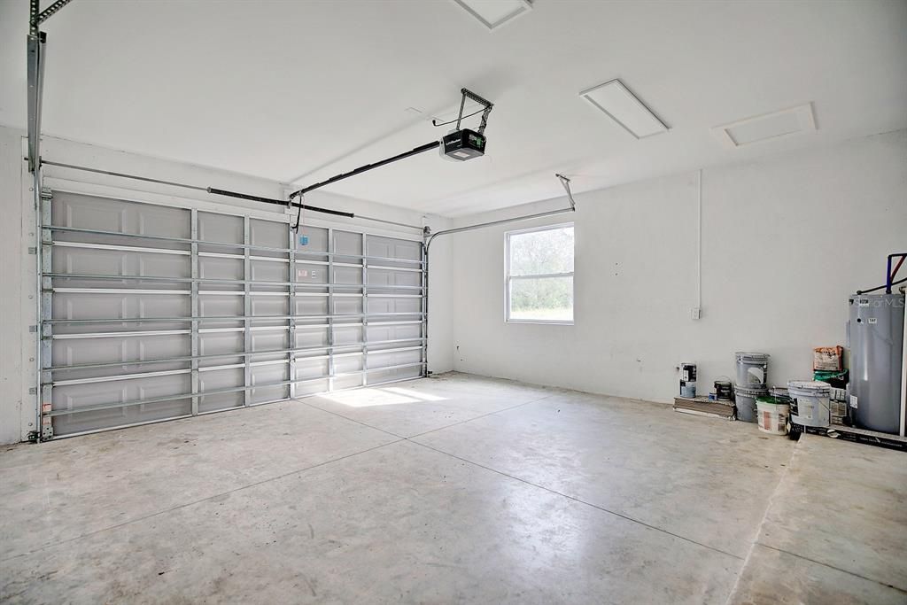 For Sale: $285,000 (3 beds, 2 baths, 1524 Square Feet)