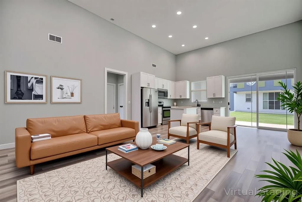 For Sale: $285,000 (3 beds, 2 baths, 1524 Square Feet)