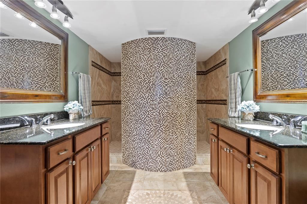 For Sale: $1,150,000 (3 beds, 3 baths, 2005 Square Feet)