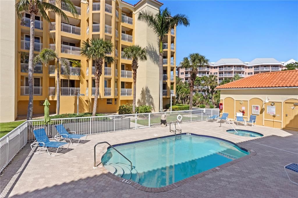 For Sale: $1,150,000 (3 beds, 3 baths, 2005 Square Feet)