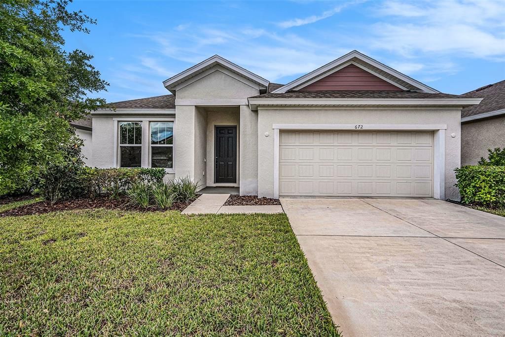 Recently Sold: $329,900 (3 beds, 2 baths, 1639 Square Feet)