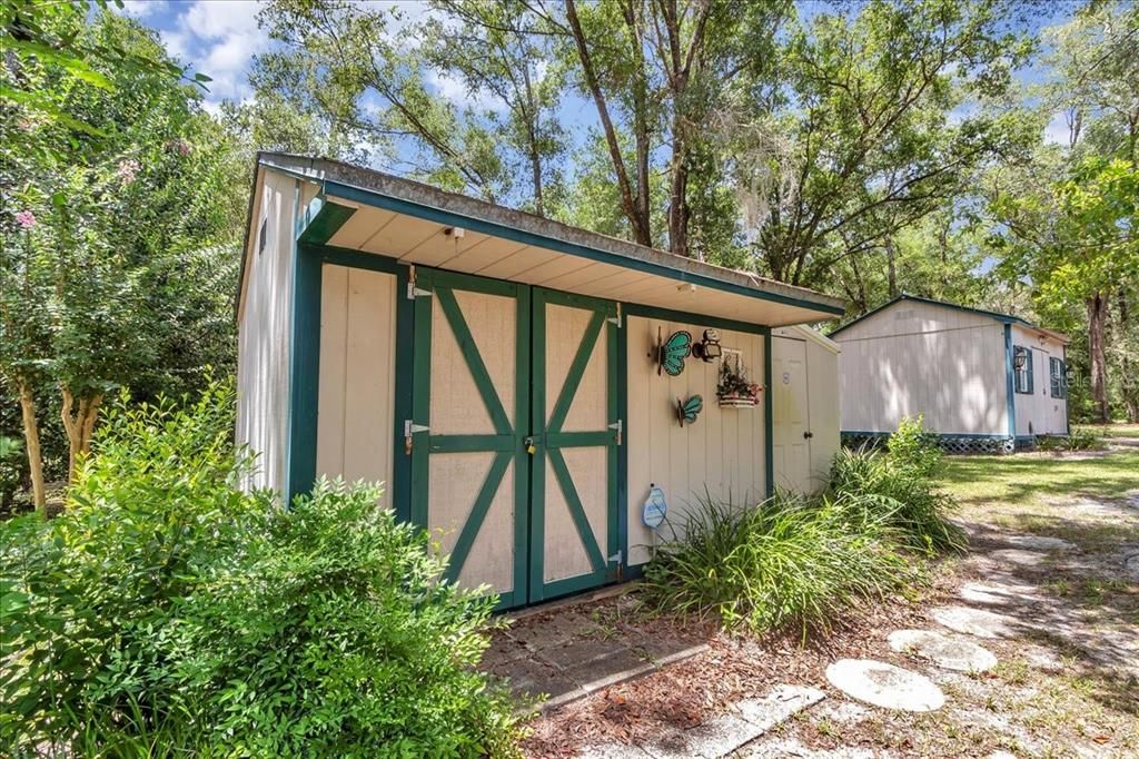 Active With Contract: $379,000 (3 beds, 2 baths, 1925 Square Feet)