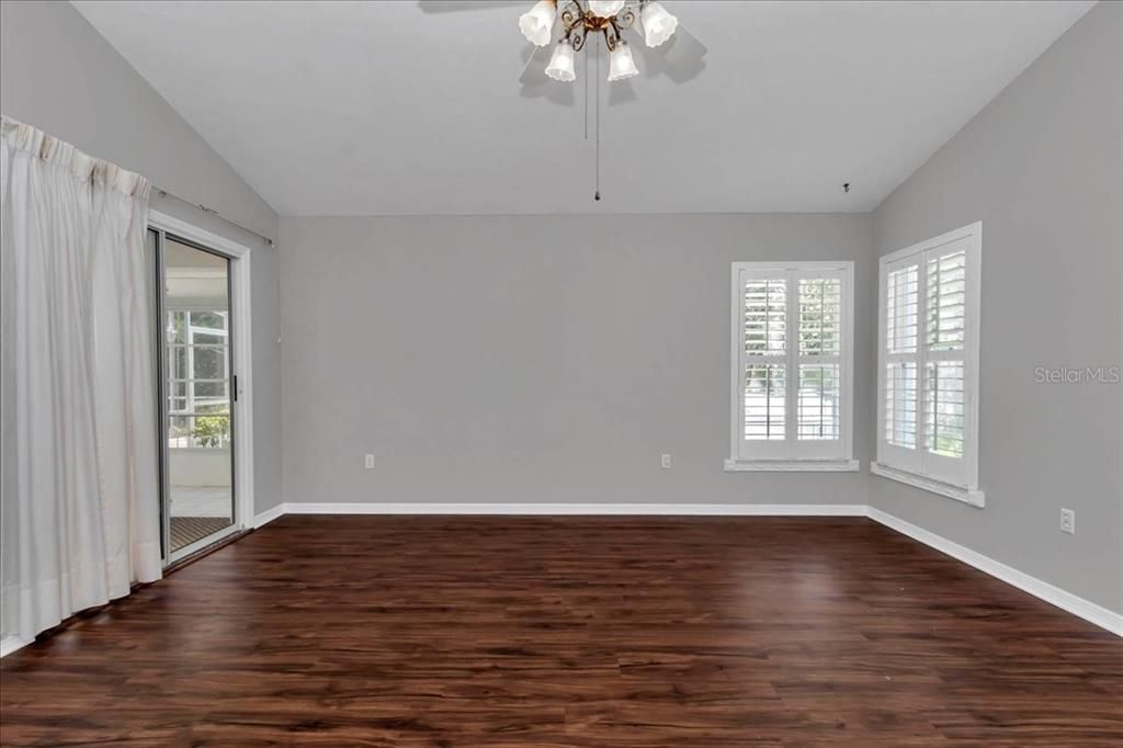 Active With Contract: $379,000 (3 beds, 2 baths, 1925 Square Feet)