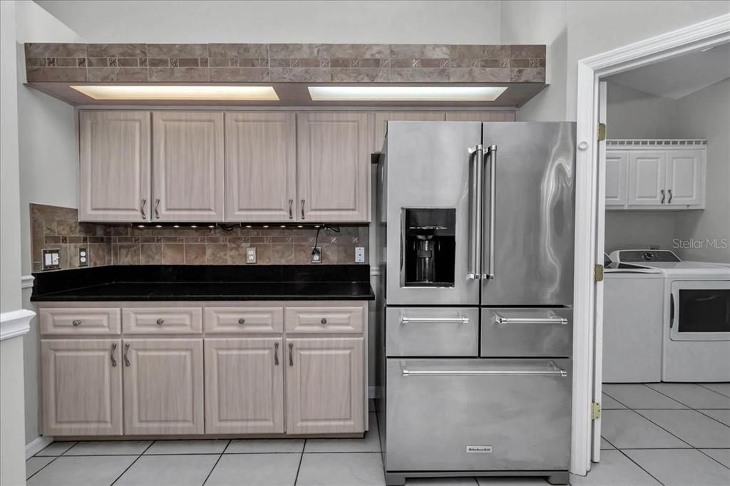 Active With Contract: $379,000 (3 beds, 2 baths, 1925 Square Feet)