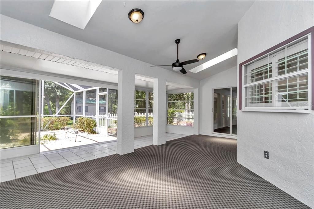 Active With Contract: $379,000 (3 beds, 2 baths, 1925 Square Feet)