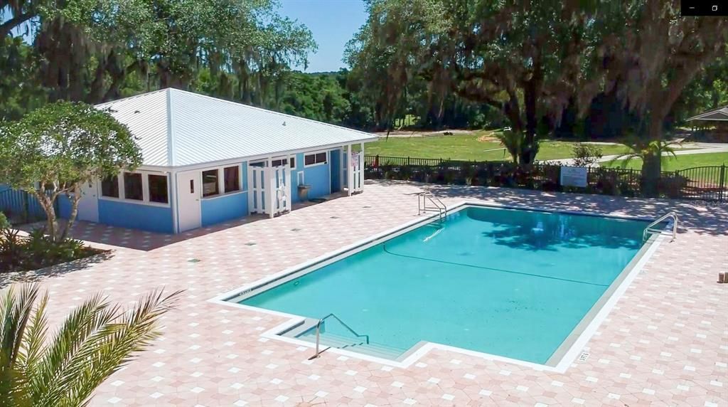 Active With Contract: $379,000 (3 beds, 2 baths, 1925 Square Feet)