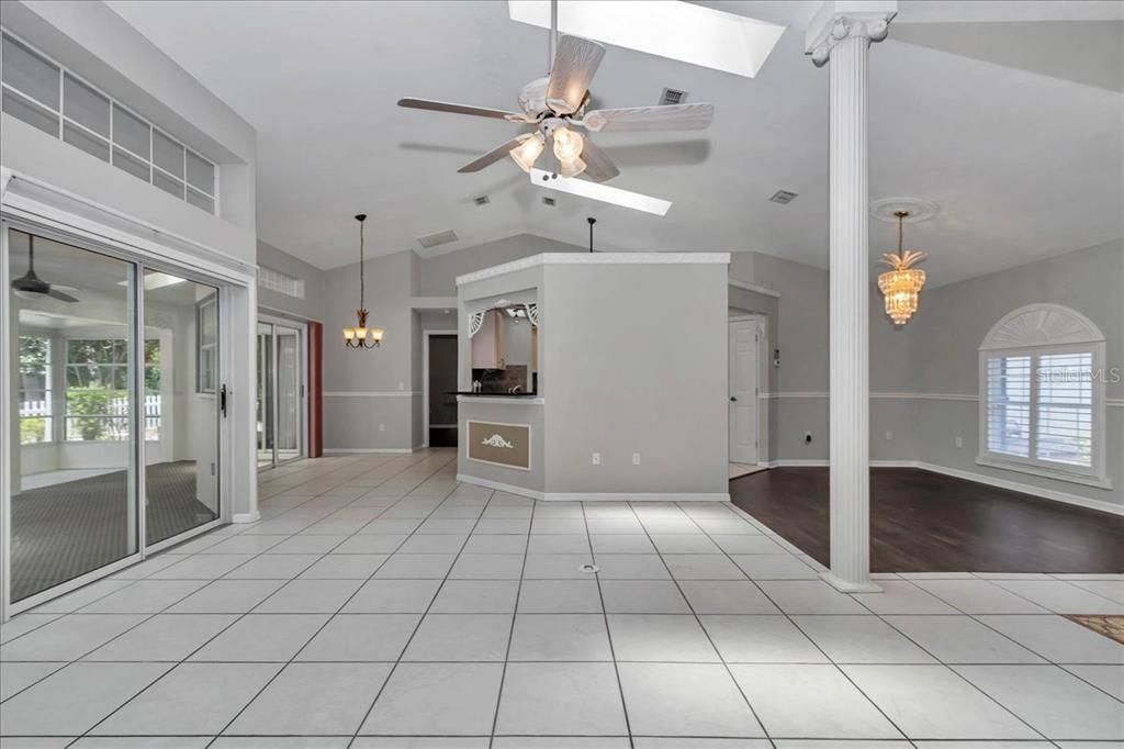 Active With Contract: $379,000 (3 beds, 2 baths, 1925 Square Feet)