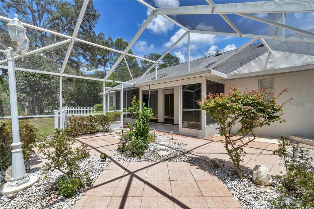 Active With Contract: $379,000 (3 beds, 2 baths, 1925 Square Feet)