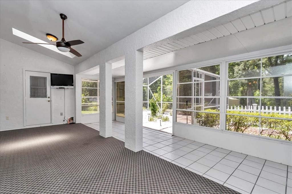 Active With Contract: $379,000 (3 beds, 2 baths, 1925 Square Feet)