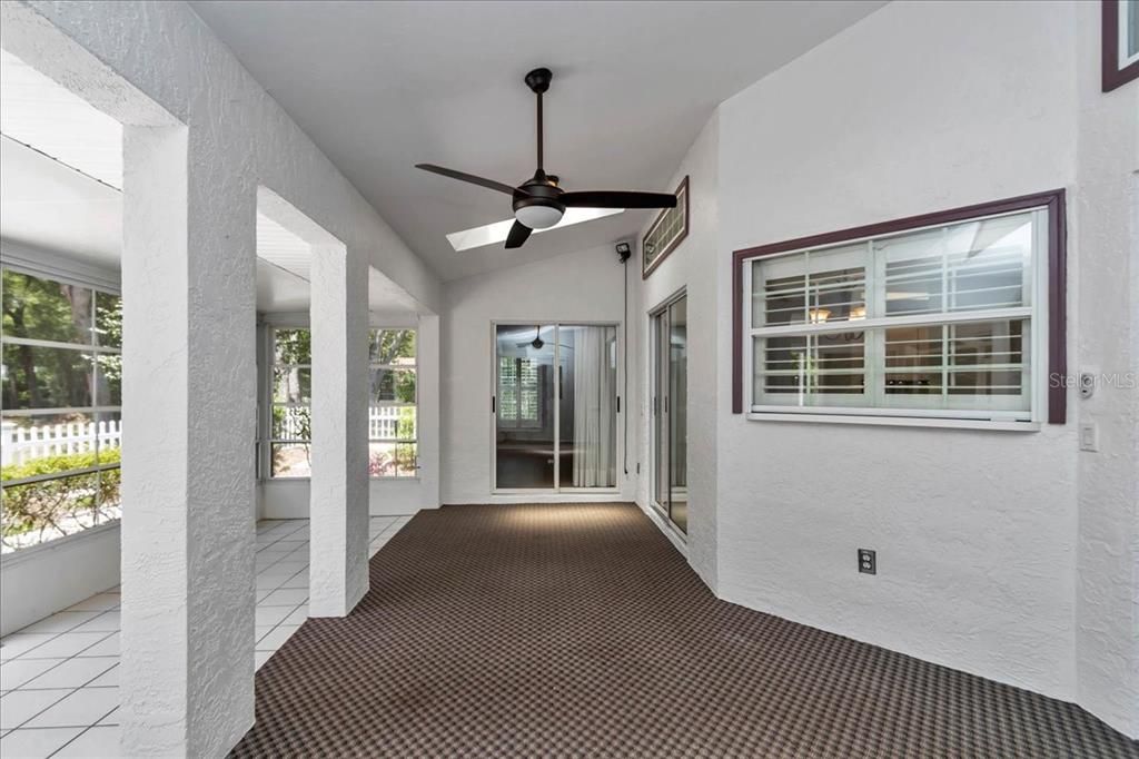 Active With Contract: $379,000 (3 beds, 2 baths, 1925 Square Feet)