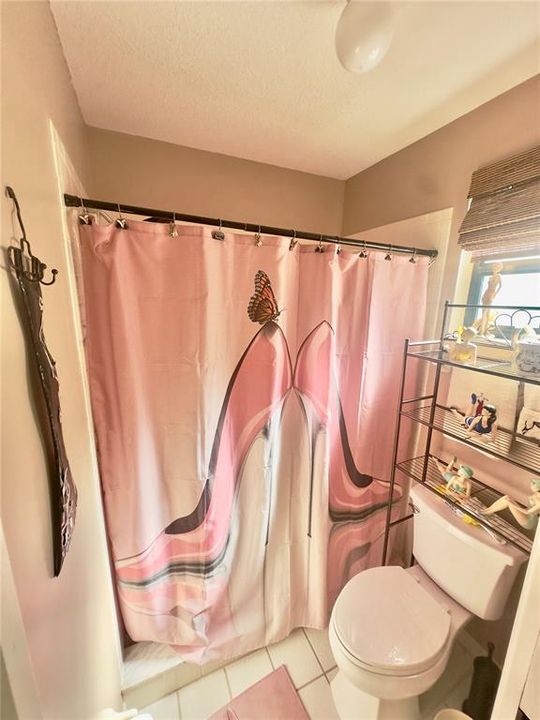 For Sale: $208,000 (3 beds, 2 baths, 1182 Square Feet)