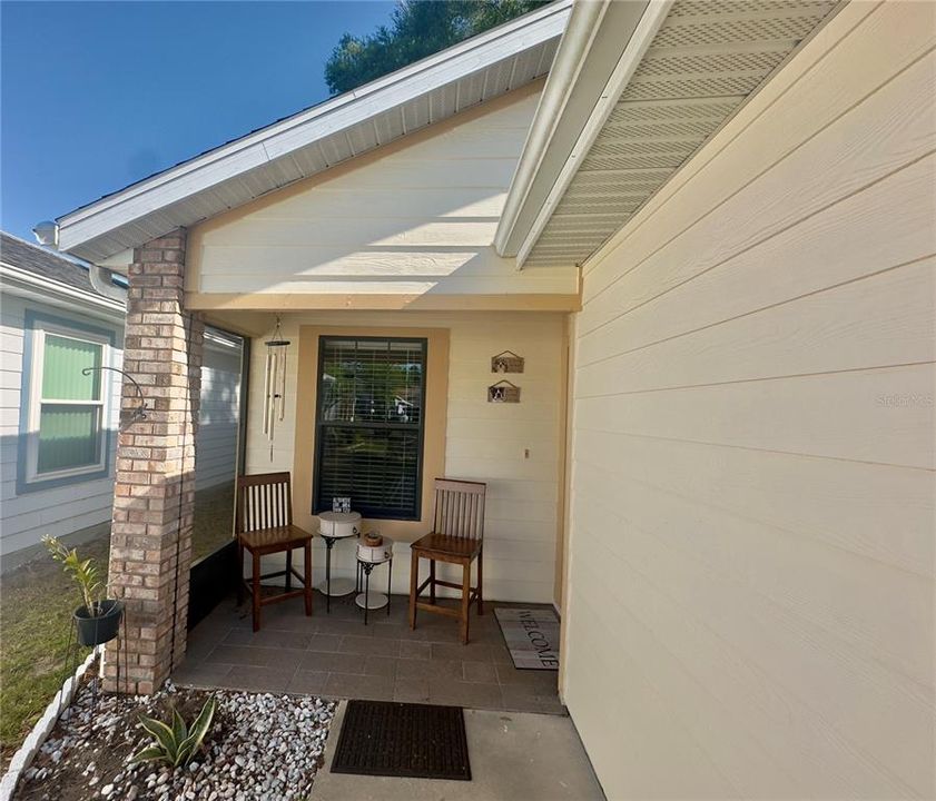 For Sale: $208,000 (3 beds, 2 baths, 1182 Square Feet)