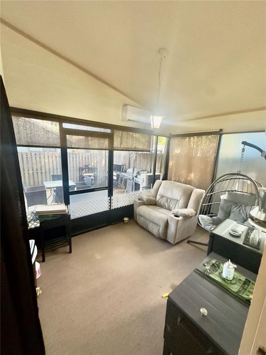 For Sale: $208,000 (3 beds, 2 baths, 1182 Square Feet)