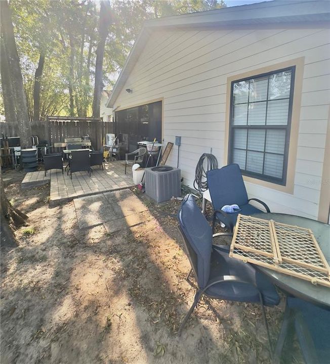 For Sale: $208,000 (3 beds, 2 baths, 1182 Square Feet)