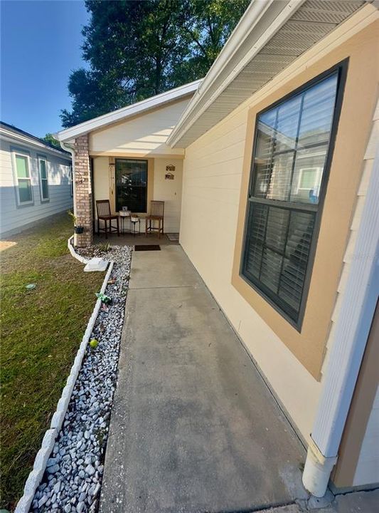 For Sale: $208,000 (3 beds, 2 baths, 1182 Square Feet)