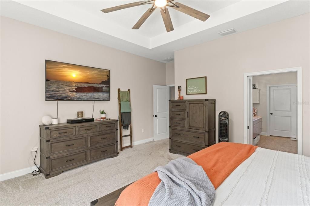 For Sale: $575,000 (4 beds, 3 baths, 2861 Square Feet)