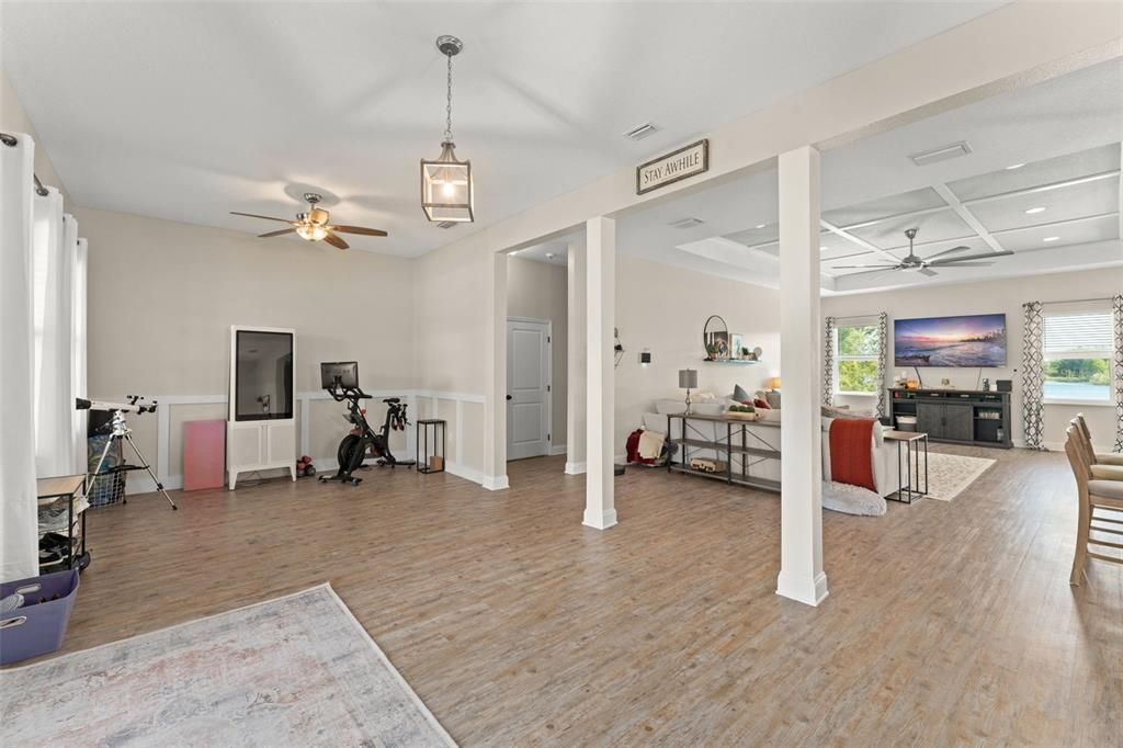 For Sale: $575,000 (4 beds, 3 baths, 2861 Square Feet)