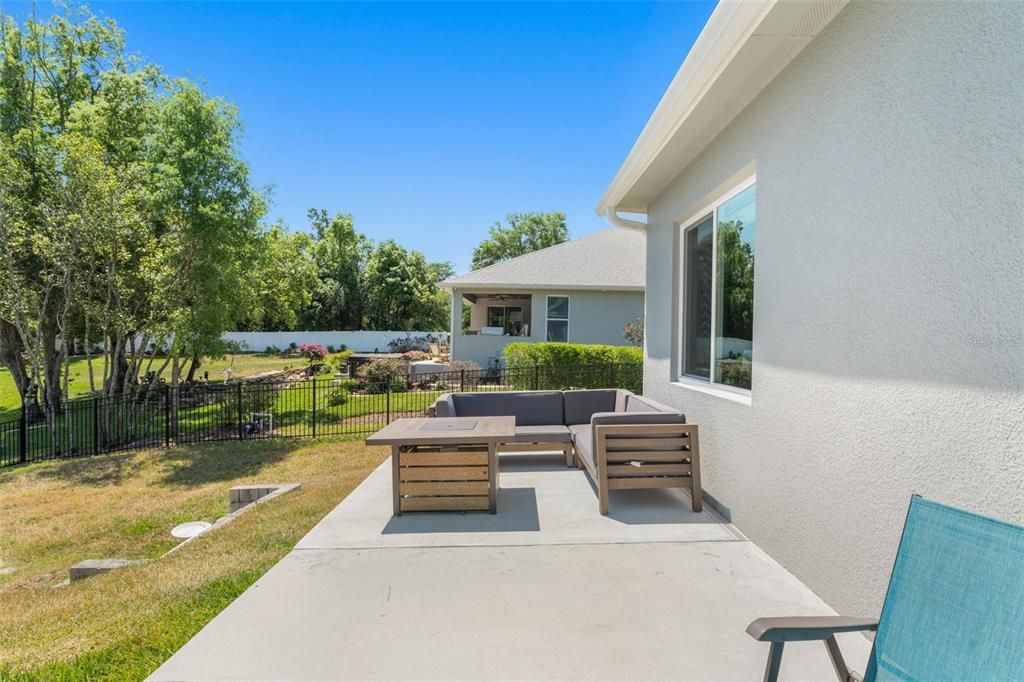 For Sale: $575,000 (4 beds, 3 baths, 2861 Square Feet)