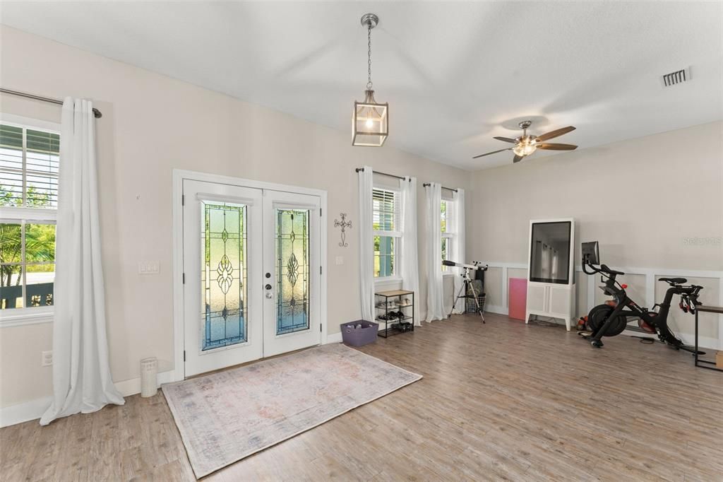 For Sale: $575,000 (4 beds, 3 baths, 2861 Square Feet)