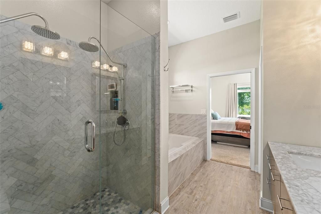 For Sale: $575,000 (4 beds, 3 baths, 2861 Square Feet)