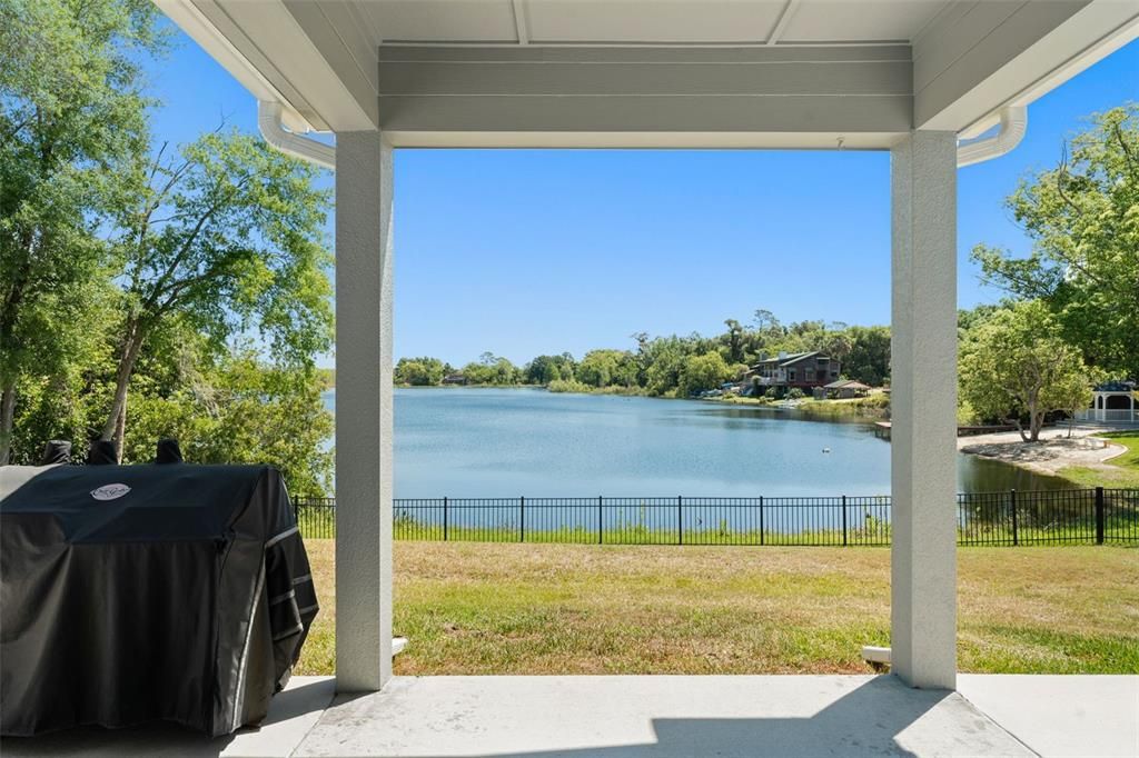 For Sale: $575,000 (4 beds, 3 baths, 2861 Square Feet)