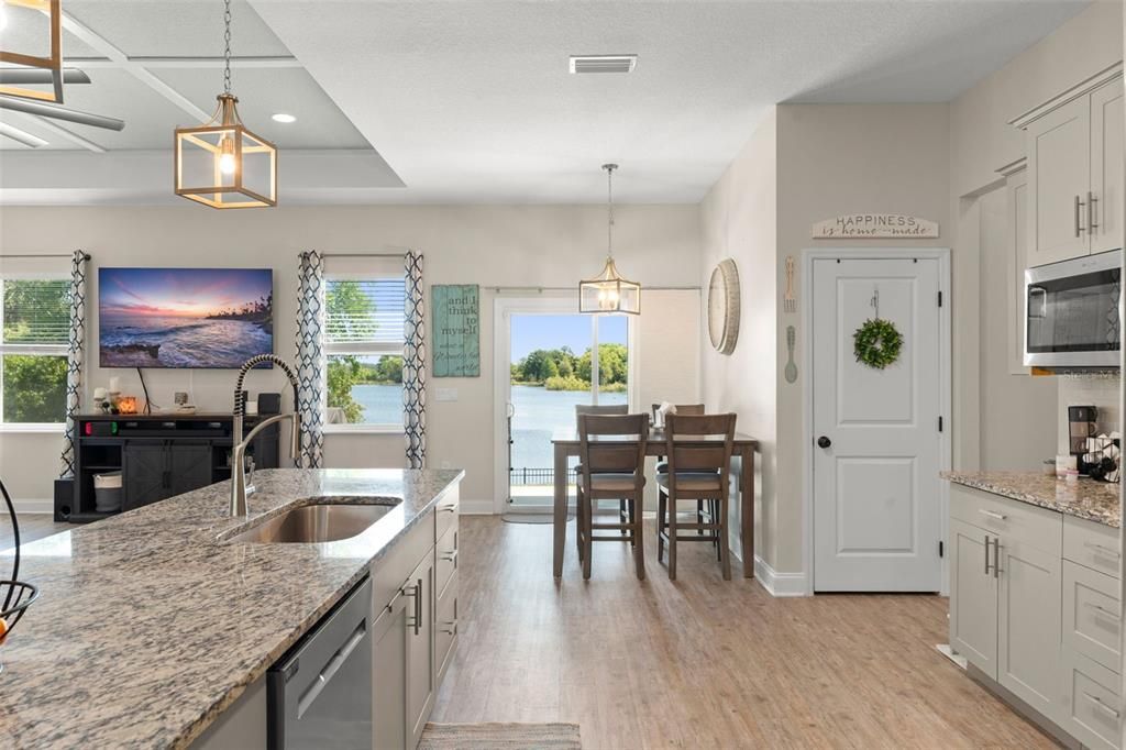 For Sale: $575,000 (4 beds, 3 baths, 2861 Square Feet)