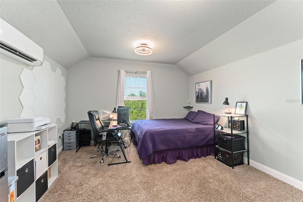 For Sale: $575,000 (4 beds, 3 baths, 2861 Square Feet)