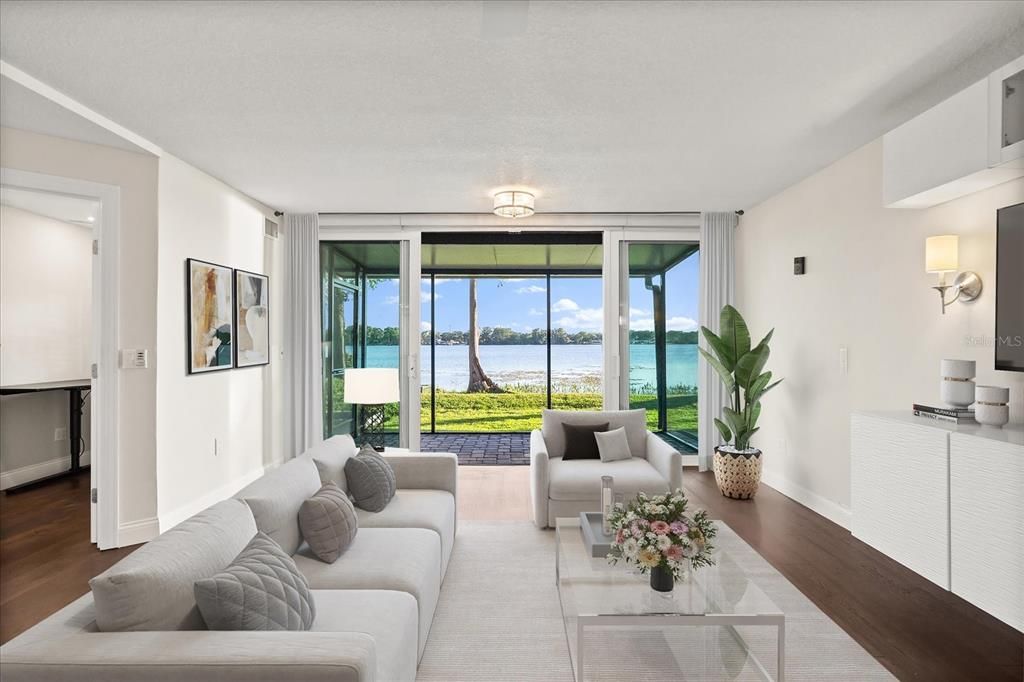 Под контрактом: $599,000 (2 спален, 2 ванн, 1718 Квадратных фут)