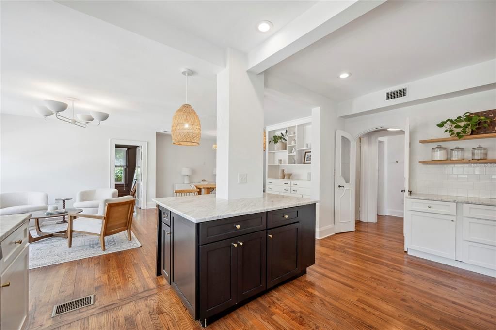 Active With Contract: $710,000 (4 beds, 2 baths, 3509 Square Feet)