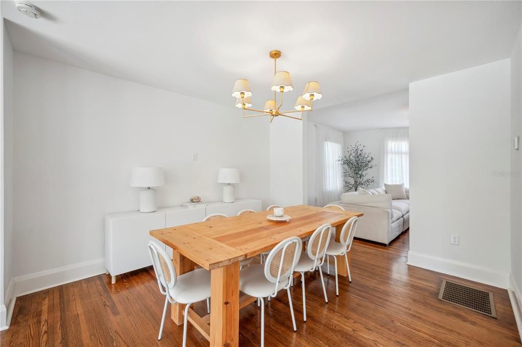 Active With Contract: $710,000 (4 beds, 2 baths, 3509 Square Feet)