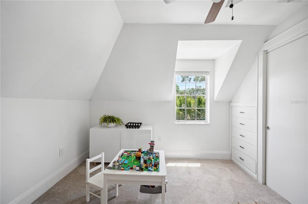 Active With Contract: $710,000 (4 beds, 2 baths, 3509 Square Feet)