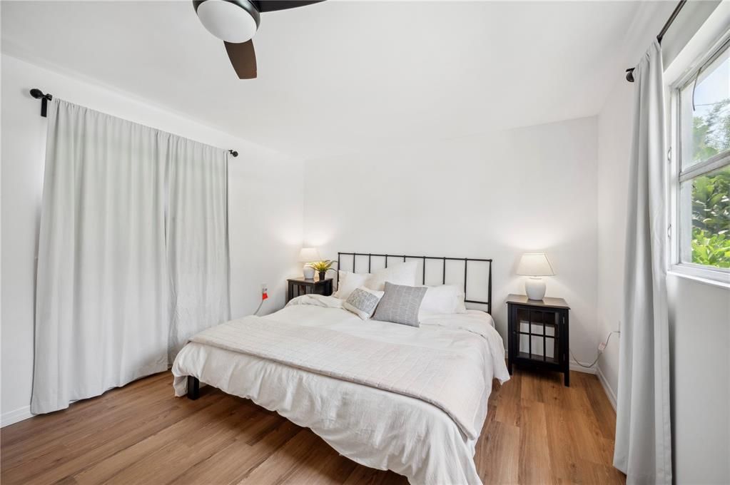 Active With Contract: $710,000 (4 beds, 2 baths, 3509 Square Feet)