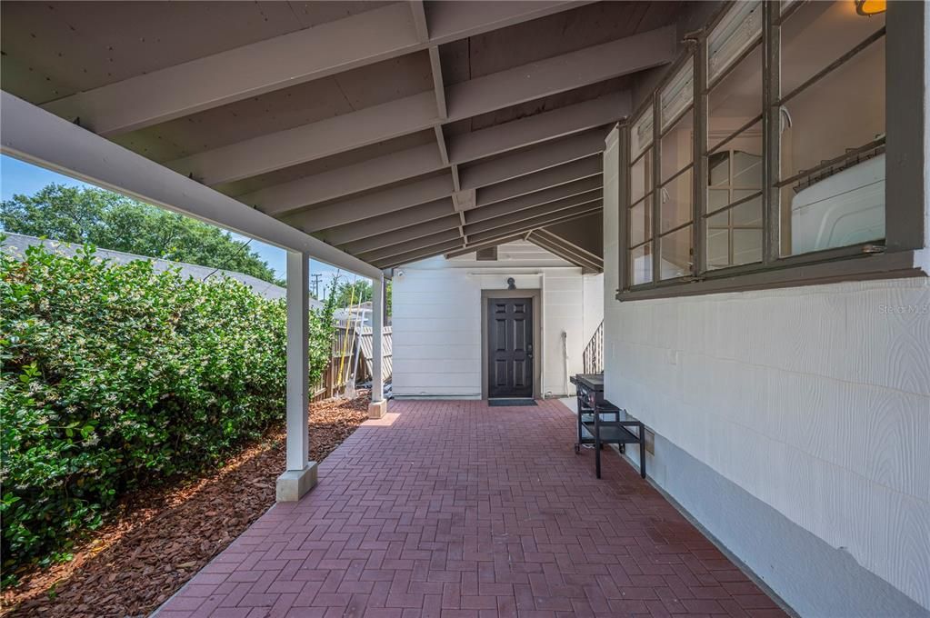 Active With Contract: $710,000 (4 beds, 2 baths, 3509 Square Feet)