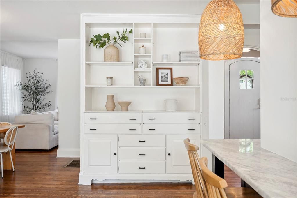 Active With Contract: $710,000 (4 beds, 2 baths, 3509 Square Feet)