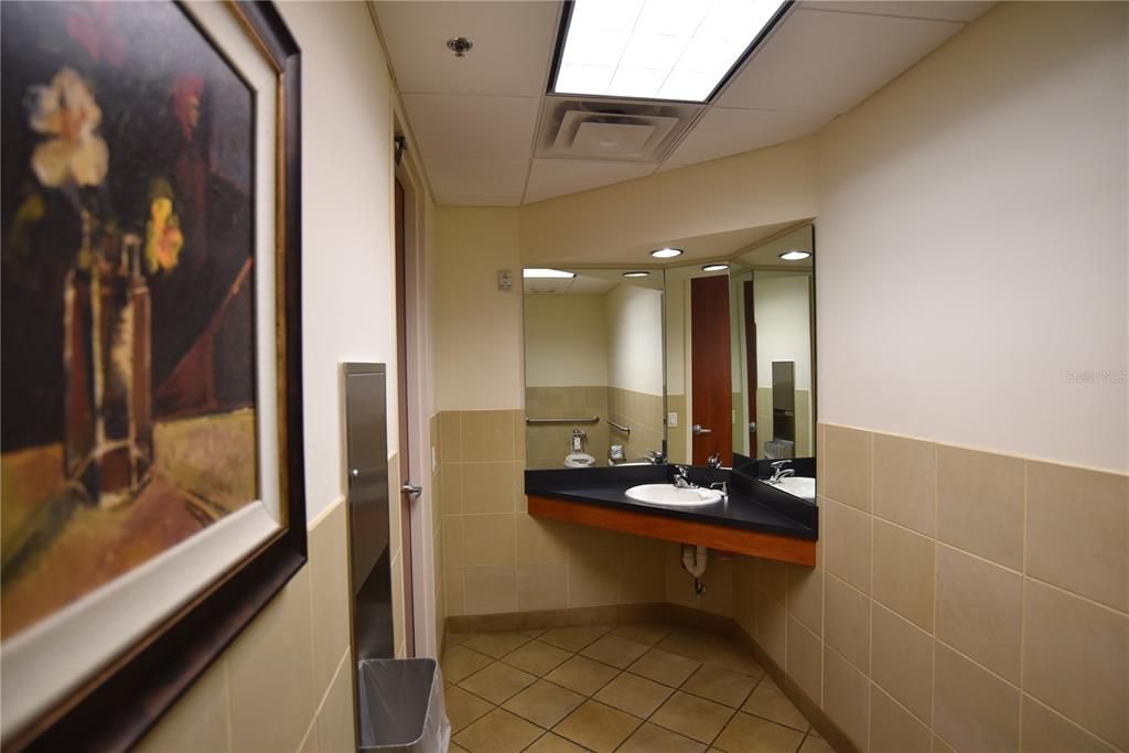 На продажу: $56,914 (0 спален, 0 ванн, 15520 Квадратных фут)