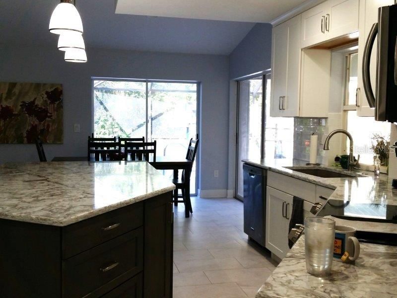 For Rent: $5,500 (3 beds, 2 baths, 2043 Square Feet)