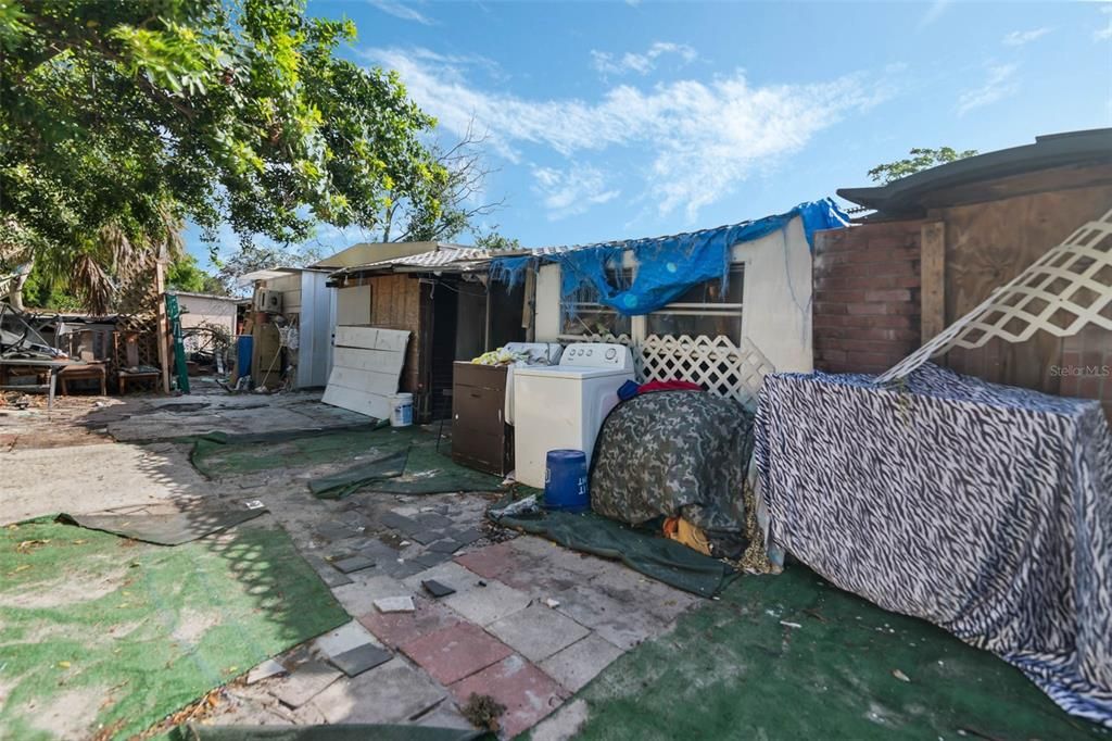 For Sale: $245,000 (3 beds, 2 baths, 2226 Square Feet)